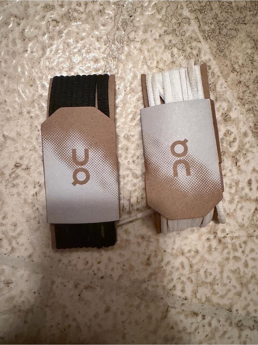 On Shoelaces